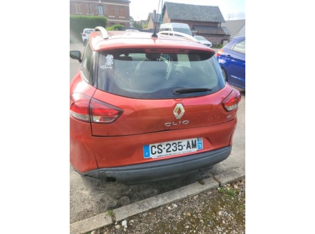 Vehicule-RENAULT-CLIO%204%20PHASE%201%20BREAK-2013-c77c852b510b497a0cdedd6941b36a973b354514879469bf8430143eac9705eb_m.jpg