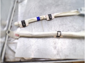 112918462-9885fa26-bf59-4d7d-bc6f-cffbaff502a5-Piece-Air-bag-rideau-droit-VOLKSWAGEN-8cccb772182b2115d62755aefd1f93109747734e7ce26de71b26d04d05d969a9_m.JPG 2