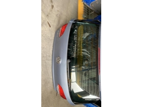 112836380-45d37b62-e054-4bfc-a28c-c034d773096f-Hayon-arriere-VOLKSWAGEN-GOLF-6-10e84fab607706a643eaf79ae3175608a07db40dbd301315924e3e6eeed21d58_m.jpg 2