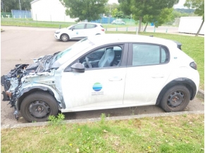 Vehicule-PEUGEOT-208%202-2023-e2fb4b48467f7108f86989340a0045ca13763029b59eb9669107c5e5f76a4c9b_m.jpg 2