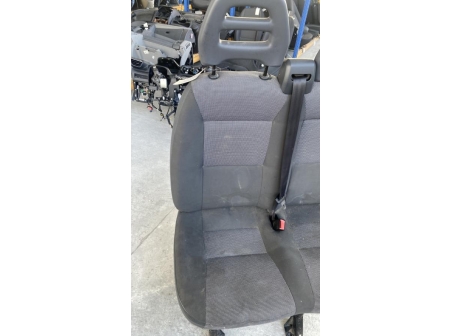 112794533-74574aee-8f22-46d4-94bc-fc2559fbec39-Piece-Siege-avant-droit-banquette-double-PEUGEOT-BOXER-3-PHASE-1-a73355f2f1bafb4371e8e514110fb4974eb0cd0ce2b09a7d99e4e30ad93be810_m.jpg