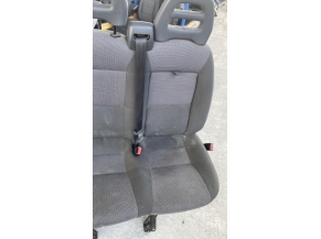 112794533-74574aee-8f22-46d4-94bc-fc2559fbec39-Piece-Siege-avant-droit-banquette-double-PEUGEOT-BOXER-3-PHASE-1-a73355f2f1bafb4371e8e514110fb4974eb0cd0ce2b09a7d99e4e30ad93be810_m.jpg 2
