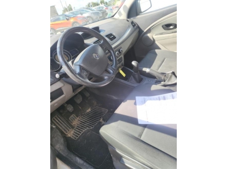 Vehicule-RENAULT-MEGANE%203%20PHASE%201-2010-f0736bca786865f68e38423a1a2cf38850689fa41bfd35a291437a9036b6ac5d_m.jpg
