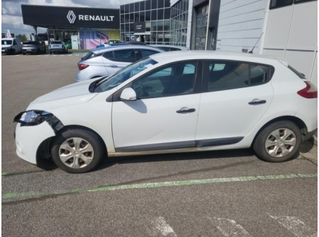 Vehicule-RENAULT-MEGANE%203%20PHASE%201-2010-a03e85431ffe75c6dffe2602caa6966b5b88a5264439ffc198c68e8ba33a6729_m.jpg
