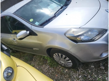 Vehicule-RENAULT-CLIO%203%20PHASE%202-2011-dbcc9973f2cb262c5d2dd94c2b2836bc846924924e3d1f0291cc30692ececd6d_m.jpg