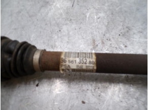 112633912-70218530-0370-4a83-acc1-1dc87c2d3f72-Piece-CITROEN-a416468b5e71c8eef1d48d3e91db016589ec2df1c6e5c969ff531dcb6b974e3a_m.JPG 2