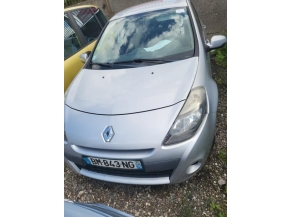 112635449-71b47fc9-2b3c-45ce-9bf1-c1e7aba7ae36-Piece-RENAULT-5c03d3556d757650a662d462cefb8b3d2259aa46a85b9de7ab70671b65f508c9_m.JPG 2