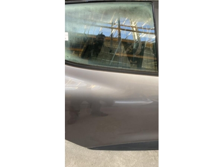 112638267-c1a6bedc-97ba-4f9d-a40d-0aeba9d42d95-Piece-Porte-arriere-droit-821008626R-RENAULT-CLIO-4-PHASE-1-7764d4b3fa45687746b2b542128cd30d550803b68e8157716d180aa76741b120_m.jpg