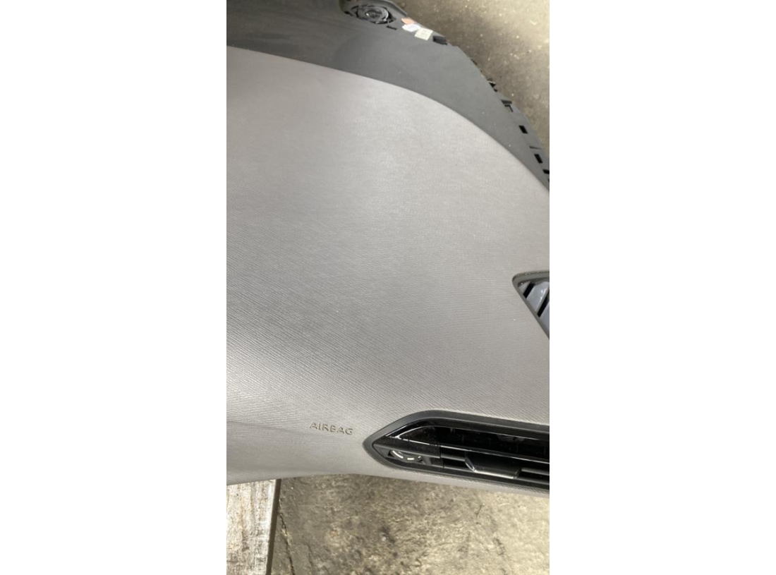 114533346-50a12221-e9ed-4f47-b593-6dcf812099cb-Piece-Tableau-de-bord-CITROEN-C4-GRAND-PICASSO-2-PHASE-1-86fe34ab7d8626ee8d26afdf5663f0326dfca9e2533cbf8409e1203fcda4212e_m.jpg 114533346-50a12221-e9ed-4f47-b593-6dcf812099cb-Piece-Tableau-de-bord-CITROEN-C4-GRAND-PICASSO-2-PHASE-1-86fe34ab7d8626ee8d26afdf5663f0326dfca9e2533cbf8409e1203fcda4212e_m.jpg