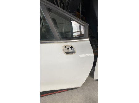 114596084-72b45bd8-35cc-42e5-9b48-bd9027726487-Piece-Porte-avant-droit-801008302R-RENAULT-CLIO-4-PHASE-1-BREAK-cb4bbdfb1d3bf961acc8ef5faa52d155ec08cff9dd780db28b559a9141d3be86_m.jpg