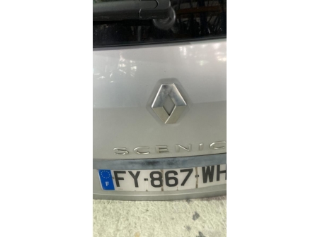 114596420-5bd9ef04-2c5b-42ce-9a84-da13334e3e10-Hayon-arriere-RENAULT-SCENIC-3-PHASE-2-6efc466c83bc5546737814f677fbafa2fe1278f3a63b07933c50f88f78ba4dce_m.jpg