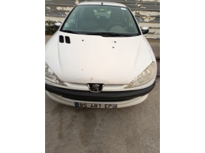 Vehicule-PEUGEOT-206%20PHASE%202-2004-4da1051bd6f204b17fdcd0f772fd2551dccbdf5cb5d4b49fb1b8d8bb8ec59afb_o.jpg