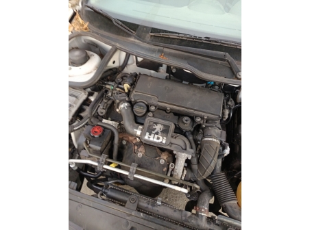Vehicule-PEUGEOT-206%20PHASE%202-2004-d4a4eb9d027eafc3c8179fd0b84cc4a3533fcf4306ac7e426b341f107fbed686_o.jpg