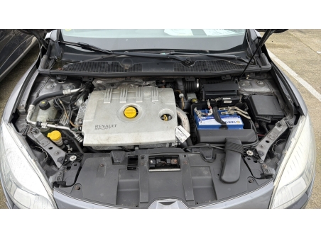 Vehicule-RENAULT-MEGANE%203%20PHASE%201%20COUPE-2010-631a9734ac2f50a83683b7ac82e078353a22925232221b4b51e2c46f068566cd_o.jpg