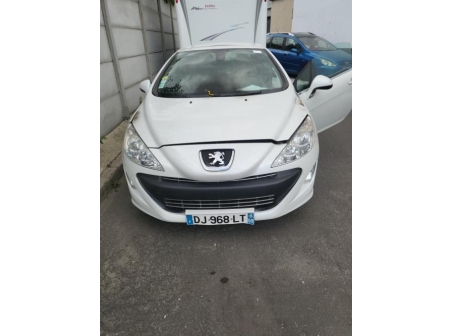 Vehicule-PEUGEOT-308%201%20PHASE%201%20CABRIOLET-2009-2e8d3a6519f3e1d78e059f52c3890e22bfaf8b789cc57f9bfce3497ef82f429d_m.jpg