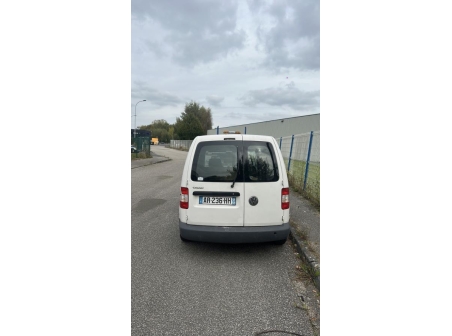 Vehicule-VOLKSWAGEN-CADDY%203%20PHASE%201-2007-d584f3edcf8d5a5310368cedb7add504d783d5fb2bb09987955a20ec86dc7c54_m.jpg