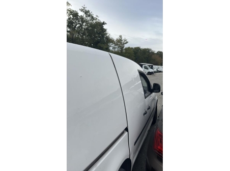 Vehicule-VOLKSWAGEN-CADDY%203%20PHASE%201-2007-2c45880e4d2bbc521865183de5f1ecaa7f1e2c647740275dced28e02617be127_m.jpg