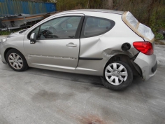 Vehicule-PEUGEOT-207-PHASE-1-1-4-2007-d6ac477139d1ad69e0d59338c76db2490b942a2608a21808775b7f5707c9acf3.JPG 2