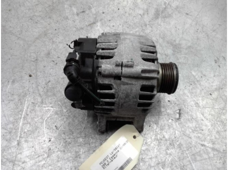 117731012-04bd7e04-dc5e-4d98-807d-2f95464b044b-Piece-117731012-Alternateur-9835689480-PEUGEOT-208-2-94302da96479d58a6f43c30ea8a160ea91e8913f204e60806928efbdd38b73cd_m.jpg