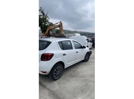 Vehicule-DACIA-SANDERO%202%20PHASE%202-2017-e37741cf56f706050032f3a0b7b91c6e2e4b408fc21ddc474cc365193c877ec2_m.jpg