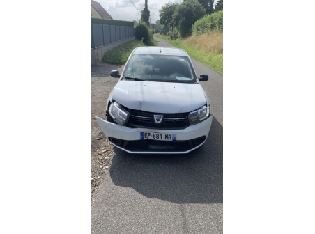 Vehicule-DACIA-SANDERO%202%20PHASE%202-2017-2bb25d7f9992e4da3e55772532cd4711610aef612d13987482759149ac54545c_m.jpg