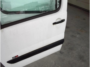 117564831-ba03b9d3-7544-482c-8b11-57a57d31f3e0-Piece-117564831-Porte-avant-gauche-9002X4-PEUGEOT-EXPERT-2-ad976f70dda84f8f124bcb9043b937b07bf4872002db470946c1e06d33582786_m.jpg 2