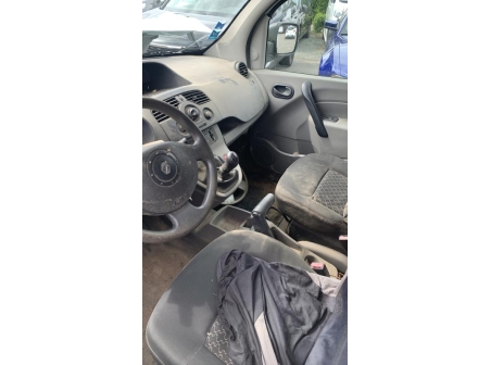 Vehicule-RENAULT-KANGOO%202%20PHASE%201-2008-a2880873855f59a2472baf8df0de2b368dc68b3b31b589e8f932775bfd250e54_m.jpg