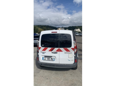 Vehicule-RENAULT-KANGOO%202%20PHASE%202-2013-d5cbe8d454e364185b0ee03d1db170d094edc9ee3ea1976c7197e232a6baef99_m.jpg