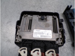 116833811-1e0c10f4-61ca-481a-9ae1-756769ef7d3e-Piece-PEUGEOT-492cc4cd5b5f1ecf4aa50f3534a803ba1bd405e50218b1c430f283b8226c122e_m.JPG 2