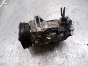 116313953-102e6e67-b35b-4e9b-832c-875b2ad200b6-Piece-RENAULT-e4f99415b1afe9acef17ae64cb3dedd142e65d9031c813f23d7cd4272c6421e5_m.JPG 2