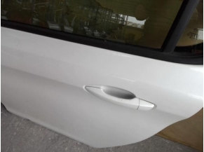 116208135-e9e43142-4571-444f-99e3-deaf3ea843ab-Piece-116208135-Porte-arriere-gauche-9802165680-PEUGEOT-308-2-PHASE-1-16-HDI-8V-TURBO-28922a9a99974f0c6f5daa1f2c838993059f2f55ff43730d659cb156110fa8b8_m.jpg 2