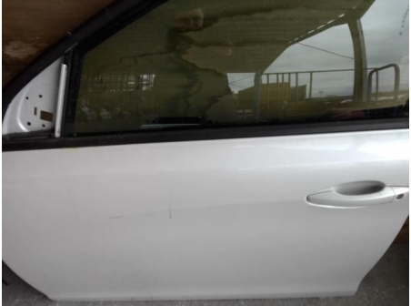 116208137-d61fb7bf-e8bd-4ac7-95fc-b05279ce1436-Piece-116208137-Porte-avant-gauche-1610102080-PEUGEOT-308-2-PHASE-1-16-HDI-8V-TURBO-55913a09997da3843443b232c75b990493c4e2d1a0a7d5d241c366ff72012710_m.jpg