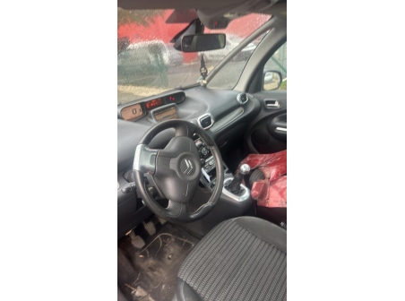 Vehicule-CITROEN-C3%20PICASSO%20PHASE%201-2009-b1a8b07ff2021a91045da4b9b3c98f457ccedd4a48e0da279c4f3187a5c028c6_m.jpg