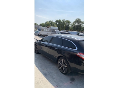 Vehicule-PEUGEOT-508%201%20SW%20PHASE%201%20BREAK-2011-3db1b677ebaa7dbb4a9cc481eafff3424283fa1b9448926ad6765cb0aefae270_m.jpg