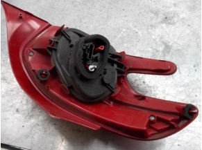 116166746-32aa8e13-84fd-4ac8-9209-e88d288a2c5e-Piece-116166746-Feu-arriere-principal-droit-9672628380-PEUGEOT-208-1-PHASE-1-14-VTI-16V-76ca1e648e4f2c3038c580214b5cf0be735f408abc9d1150e8183cc8f3936585_m.jpg 2