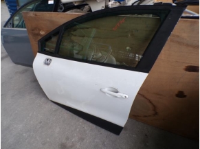 115966098-275c165d-4731-4d3d-8d72-759738e314b2-Piece-Porte-avant-gauche-f0ae12a0792b17c5589e2cb5a25032a13e8097d955bc14a81280254f42c8a26c_m.JPG 2