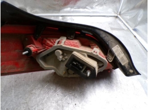 115717611-d04776f6-a662-40cf-b4f1-e57859cc0b44-Piece-Feu-arriere-principal-droit-PEUGEOT-34bd481cc4ed472f8c87e0e12983f2ffcd5dde7825e048dbfa0be278b7edd24e_m.JPG 2