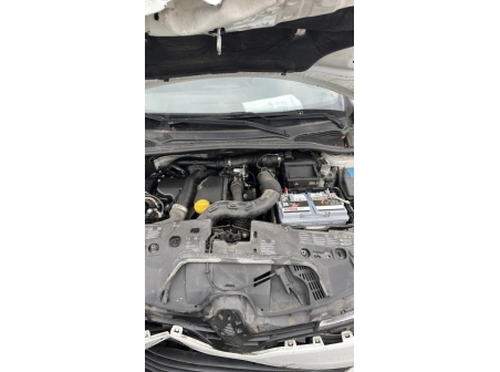 Vehicule-RENAULT-CLIO%204%20PHASE%201-2014-824661e7c6875f8bc608712186bfaa5c159c73b76072e75d5eeb4e389b7bb2c4_m.jpg