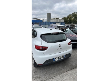 Vehicule-RENAULT-CLIO%204%20PHASE%201-2014-8ab9ead92b6af4502a3a6065e017d14c6c54f82be9d4ba4d65a09dfb4c3dabc4_m.jpg