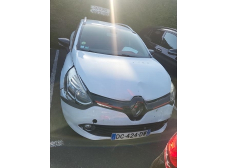 Vehicule-RENAULT-CLIO%204%20PHASE%201%20BREAK-2014-0cb275dc55a3dfc6024f9ab1645f9d5fc183b589d73d8c732f4e5ef53d7ce2bb_m.jpg