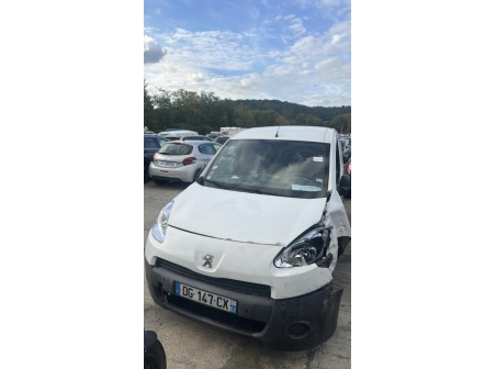 Vehicule-PEUGEOT-PARTNER%202%20PHASE%202-2014-29b7b972836ea5c3f0e7a55a9cba07f162ff0e1021966313ea2cf77ae0a163c1_m.jpg