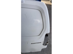 115353557-c5d1e59c-cb99-4f58-be0c-7503b6cbc1a4-Piece-Porte-de-coffre-droit-9820436780-PEUGEOT-PARTNER-2-PHASE-2-46e84dcd519cbcbeea4d1b6fbdb3f923ac279ba889a082dca25aa354162f2cac_m.jpg