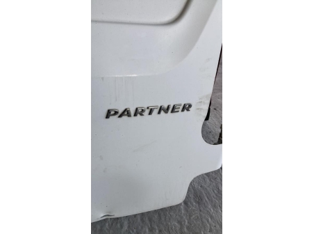 115353557-d5ec50a0-636a-4028-8a5a-9f442cf20a71-Piece-Porte-de-coffre-droit-9820436780-PEUGEOT-PARTNER-2-PHASE-2-1575e1655f5319658ef88f95d8af246ec2e70687daa20a7694c9d94b18d36fe4_m.jpg