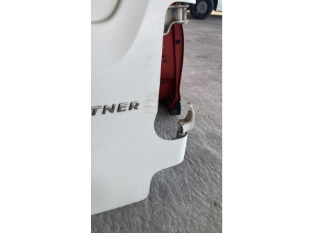 115353557-7bf3f47b-ce86-49e2-9670-f8923ebb4d1e-Piece-Porte-de-coffre-droit-9820436780-PEUGEOT-PARTNER-2-PHASE-2-c1e88c498f6f83bd8e0755a0cb2d0038328cfed4e2ee0f3ac71877e66fd1bb13_m.jpg