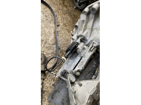 115386703-d5acc476-f474-4e2e-a295-5000ca9d2177-Piece-Boite-de-vitesses-RENAULT-CLIO-4-PHASE-2-e5cb21ec0f25a30c01d552287eff826b7e3f3f4435be324ef15697dc8206a10d_m.jpg