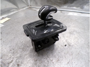 114960737-fda7923a-870b-48b4-b183-a1ae0ccabb44-Piece-114960737-Levier-de-vitesses-9801784480-PEUGEOT-3008-1-PHASE-1-20-HDI-16V-TURBO-4X4-e78c65f6056a5c7949555f56362e6cd77ebc5227e79a3d3e13c4633ccbb00c67_m.JPG 2