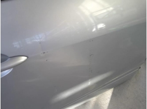 114962625-7f8df757-1d05-4f05-af86-55d8dbf74134-Piece-114962625-Porte-arriere-droit-821009283R-RENAULT-SCENIC-3-PHASE-2-15-DCI-8V-TURBO-9eb9654f140df56d1f2b4b7a411ec9449e7cece99e1d3f3f46177a0958eec5ba_m.jpg 2