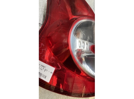 115060564-bd8c2ab8-9070-47d8-9b6d-0686a71d0a1c-Piece-Feu-arriere-principal-gauche-feux-8200734825-DACIA-SANDERO-1-ba8453ca8b785c4767b75a9463f6188fa8d0f87bc7f2d38347bb3541472fe35c_m.jpg