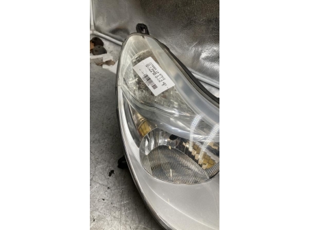 115070744-d403a671-3659-483f-8001-f371059d16cc-Piece-Optique-avant-principal-droit-feuxphare-620643-CITROEN-C5-1-PHASE-2-bca244f1b3e2b43ee30afcb16dc15f2328ad55e79ababadf28e31ca3bc7c6120_m.jpg