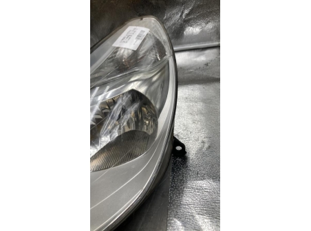 115070811-8c62ee95-a91b-41ae-9beb-9d8700cc7994-Piece-Optique-avant-principal-gauche-feuxphare-620843-CITROEN-C5-1-PHASE-2-b432dbf4dcbd33291adc8137841f23ea83ddb27ea279b9320d142ef42db571bc_m.jpg
